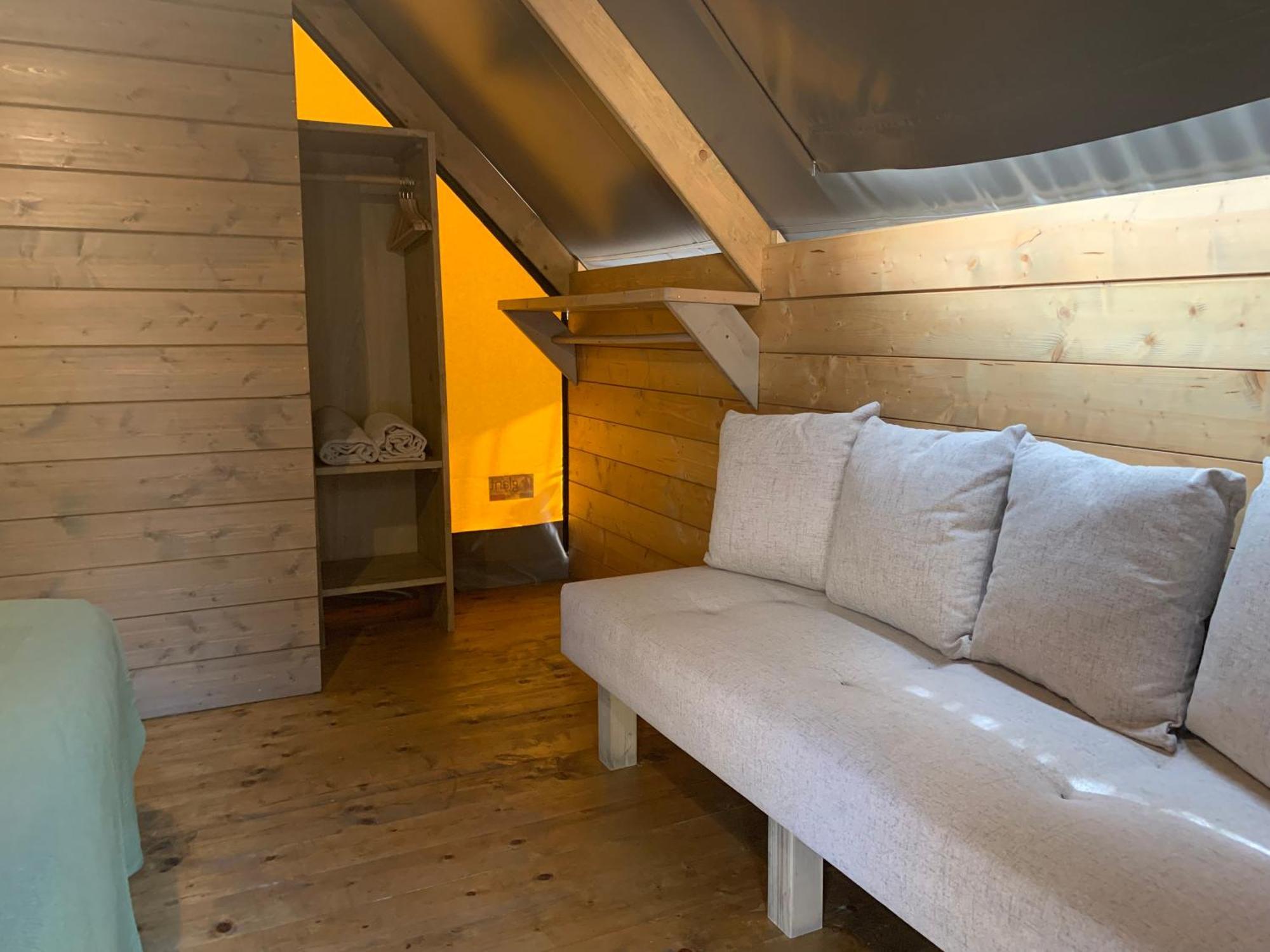 Il Pampaleone Glamping And Resort Ачиреале Номер фото